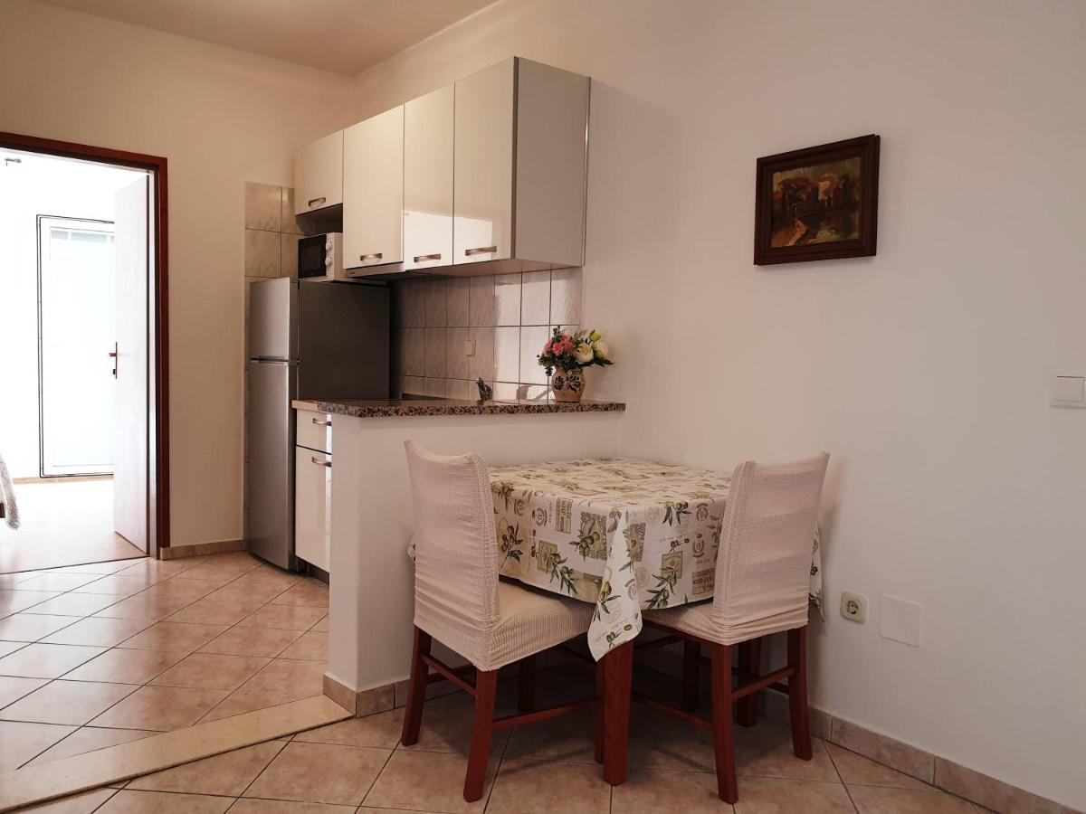 Seaview Apartment